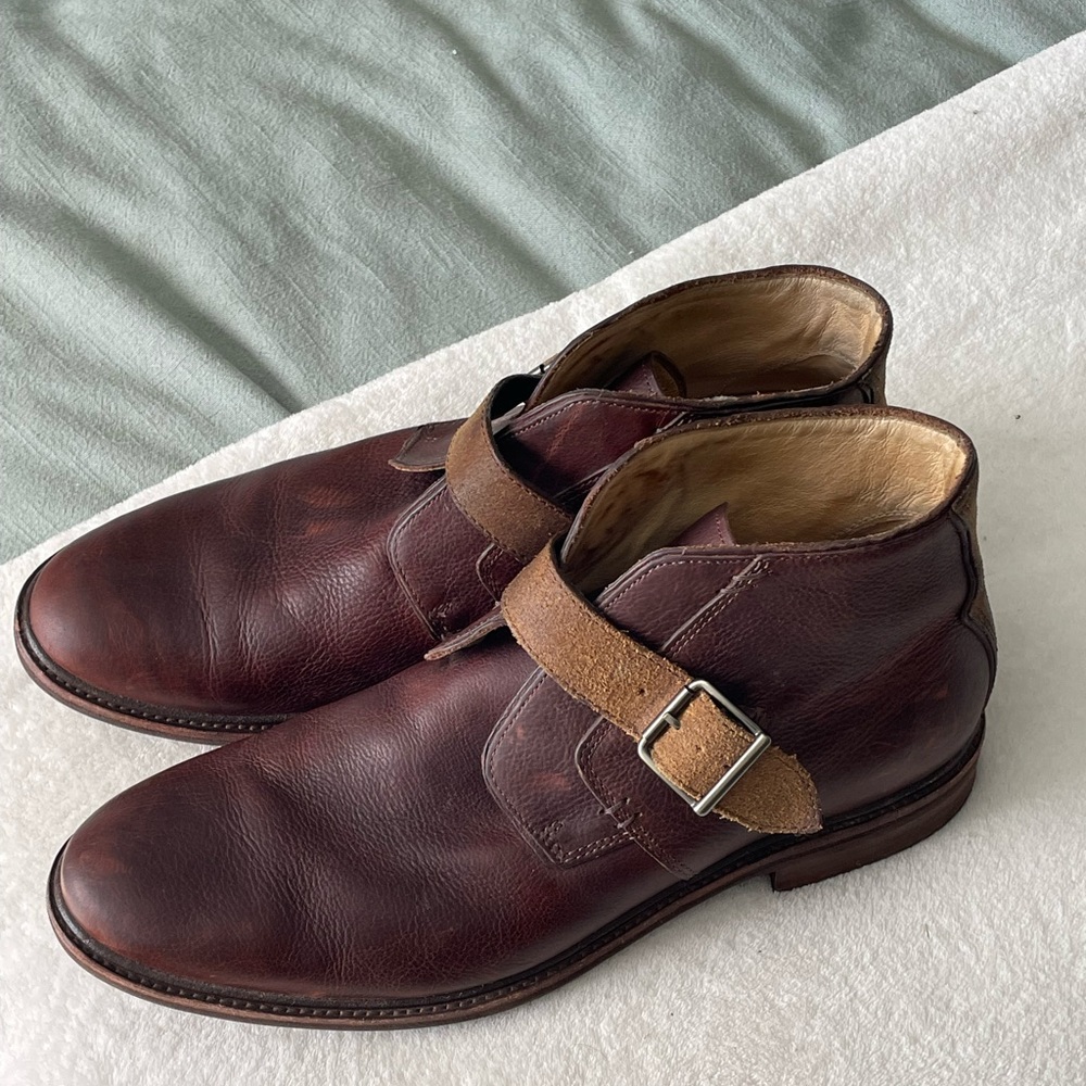 Men’s Ugg leather boots size 12!